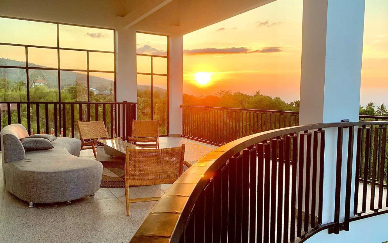 Villa The Hacienda Lovina Beach