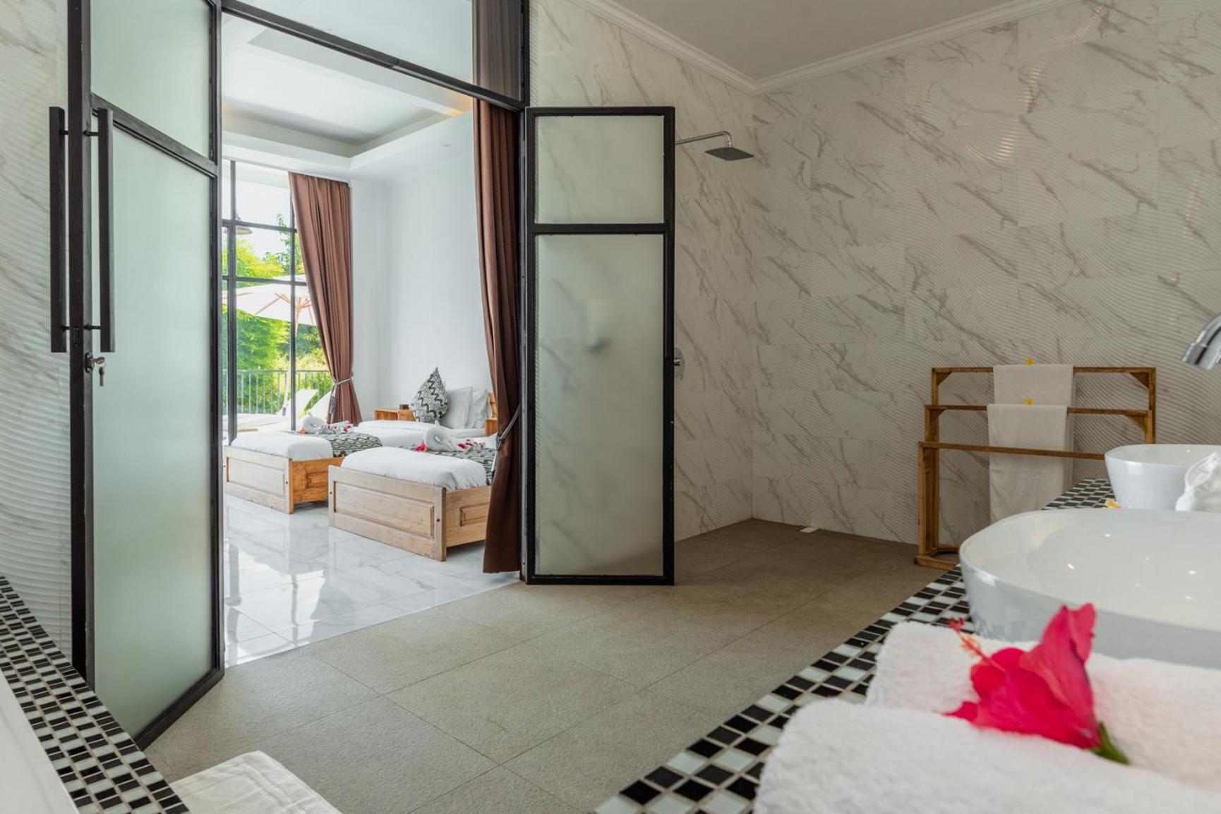 The Hacienda Villa Lovina Beach