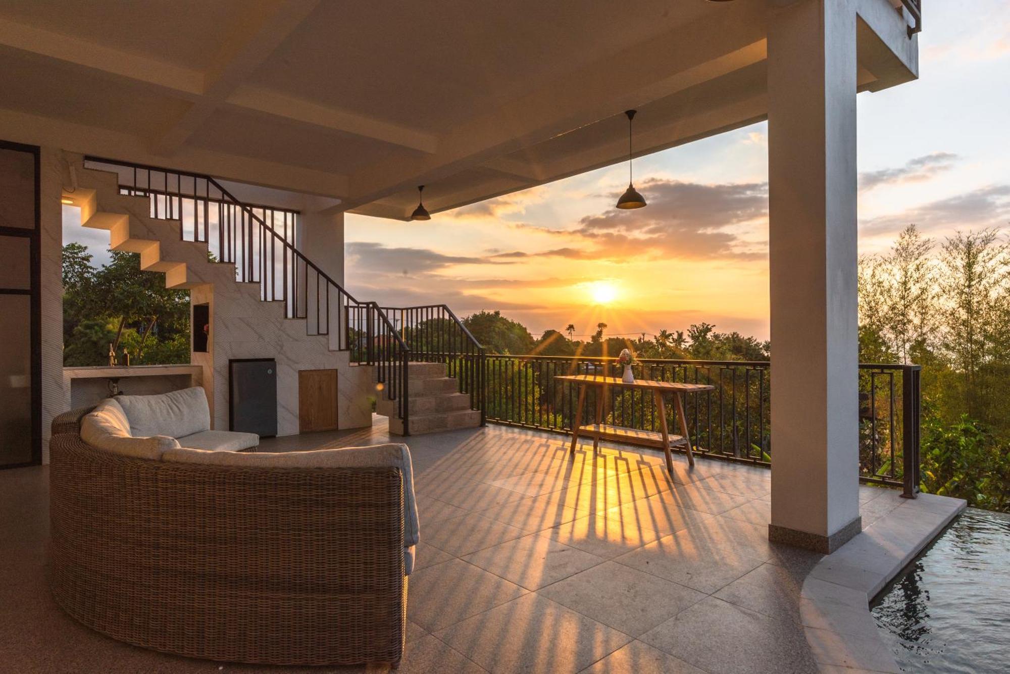 The Hacienda Lovina Beach