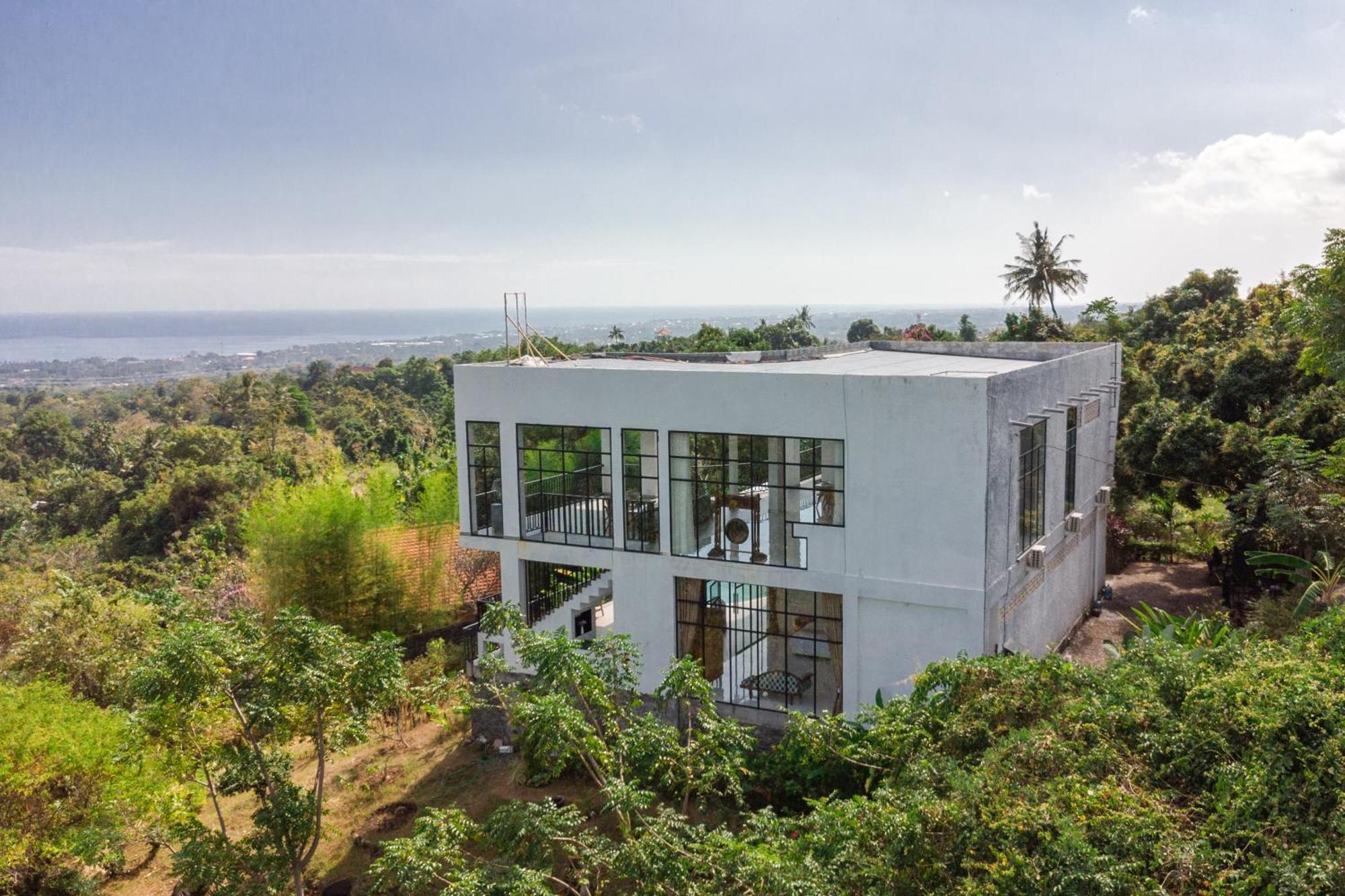 The Hacienda Villa