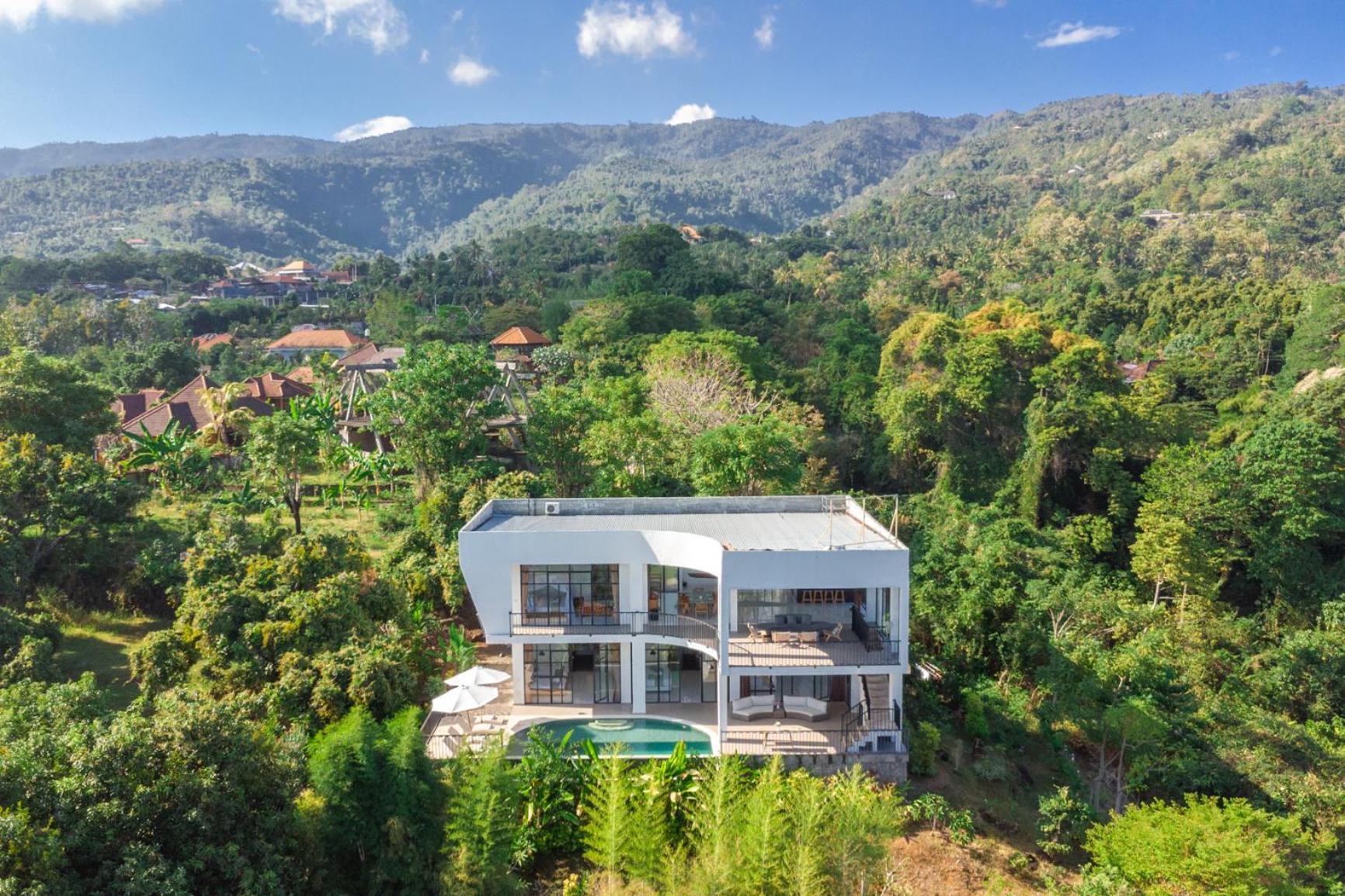 विला The Hacienda