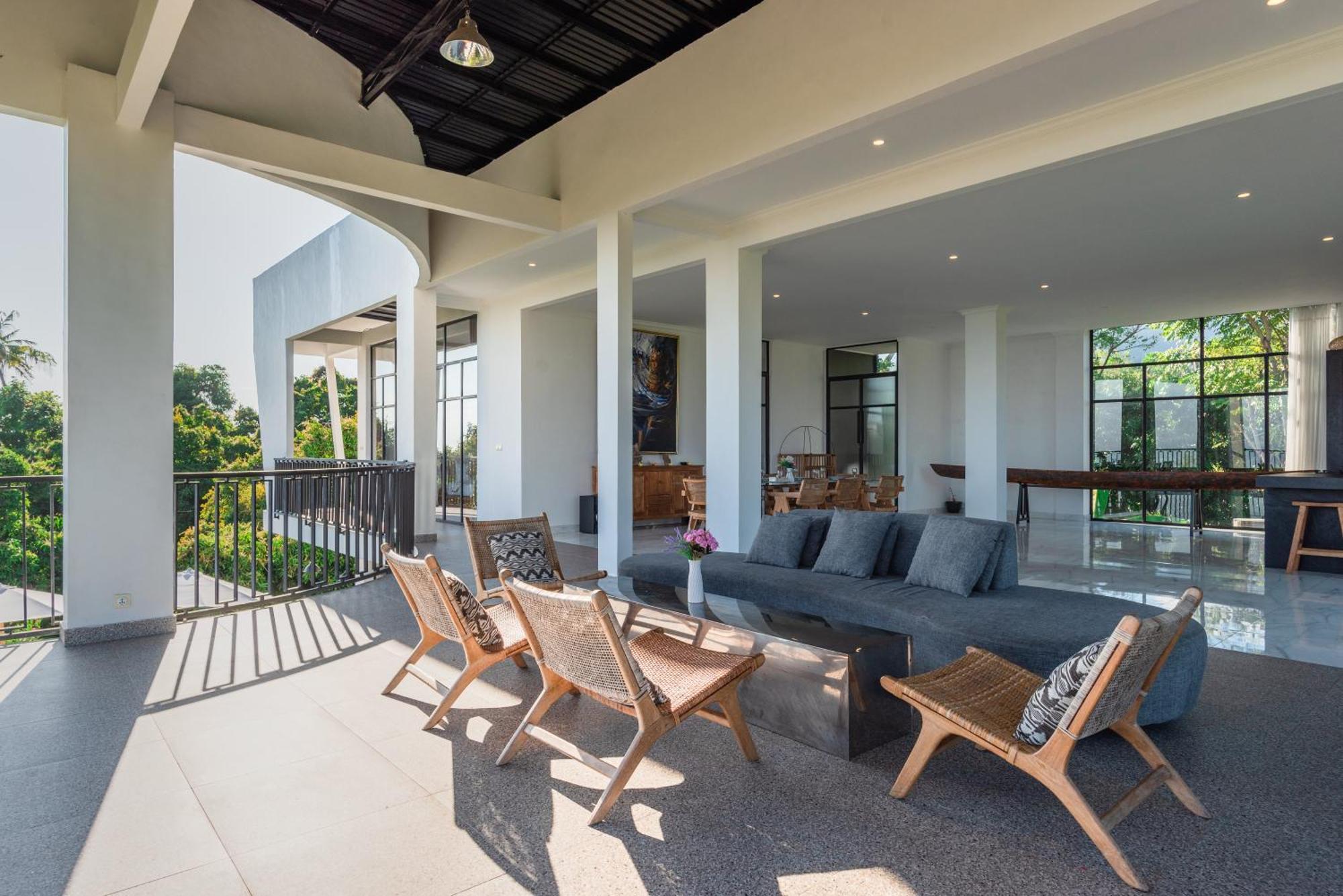 The Hacienda Lovina (Bali)